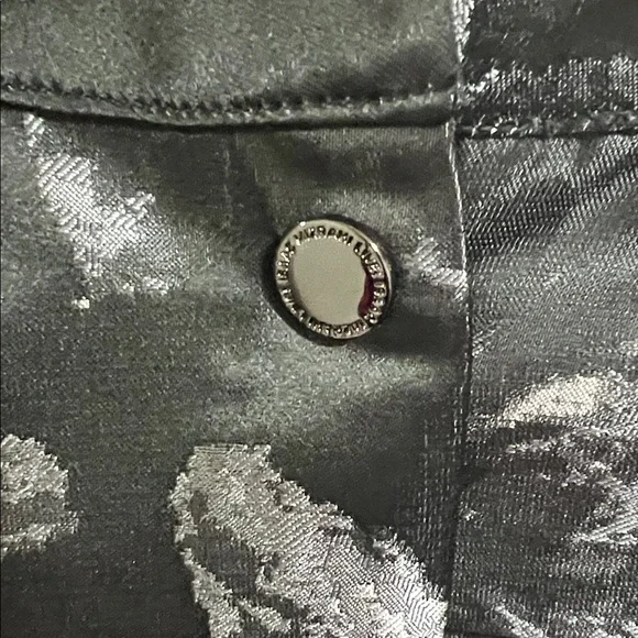 Isaac Mizrahi Black and Gray Floral Blouse - Picture 3 of 5